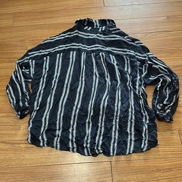 Don’t Ask Why Button Up Shirt - Picture 6 of 6